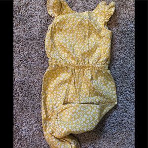 Jump suite 💗💗💗💗 CUTE ON SALE💘💘💘